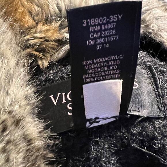 VICTORIA'S SECRET Gray Overcoat Removable Faux Fur Collar Toggle Buttons Size 14 - Picture 7 of 7